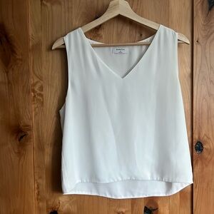 Aritzia | Babaton White Sleeveless Blouse